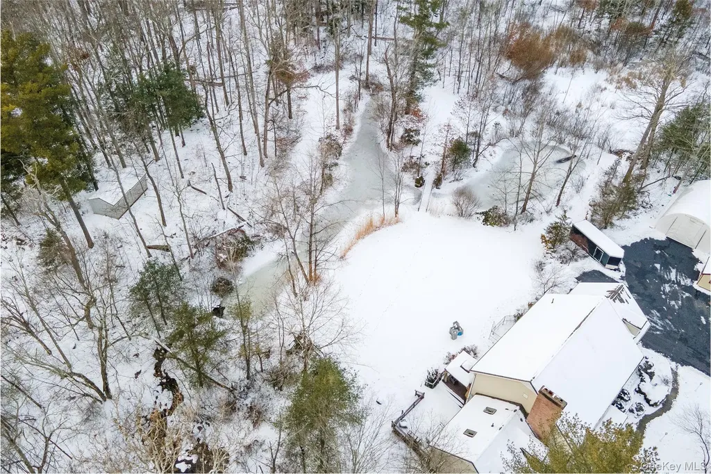 17 Stonegate Drive Hyde Park NY 12538