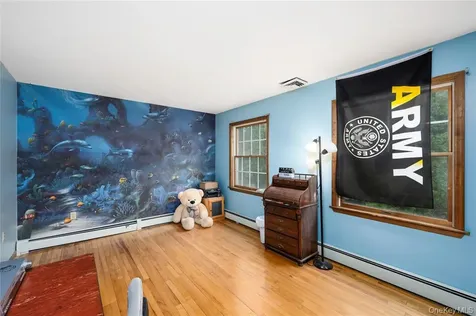 17 Stonegate Drive Hyde Park NY 12538