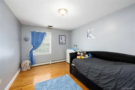 17 Stonegate Drive Hyde Park NY 12538