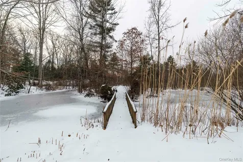 17 Stonegate Drive Hyde Park NY 12538