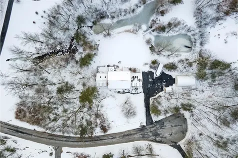 17 Stonegate Drive Hyde Park NY 12538