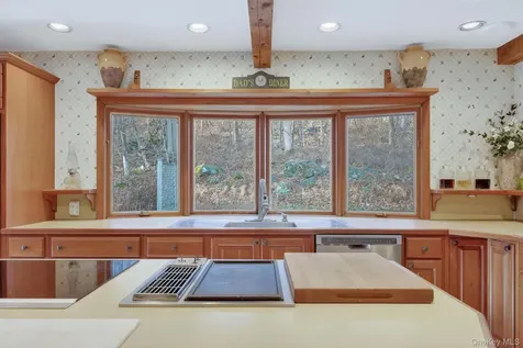 57 Hilltop Drive North Salem NY 10560