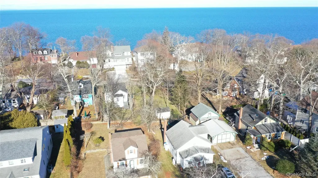 84 Cedar Road Wading River NY 11792