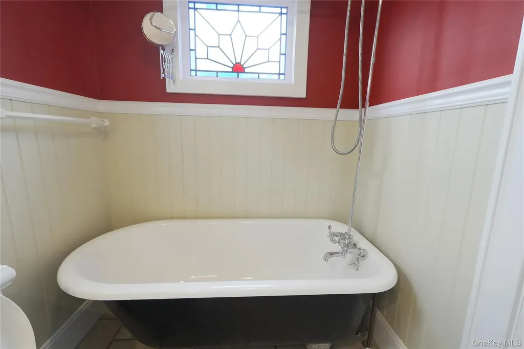 84 Cedar Road Wading River NY 11792