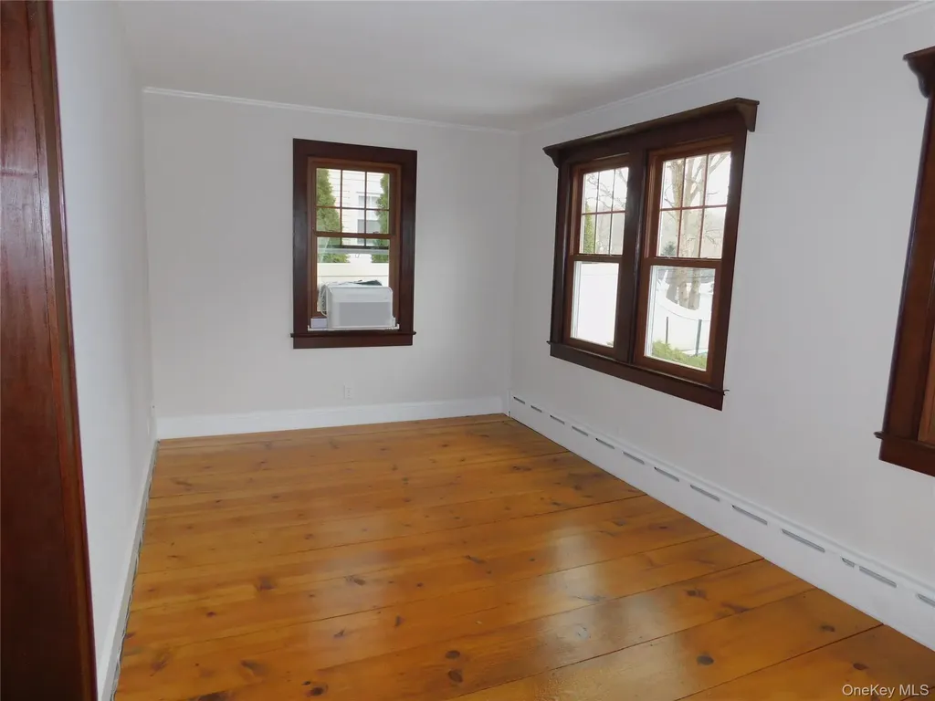 84 Cedar Road Wading River NY 11792