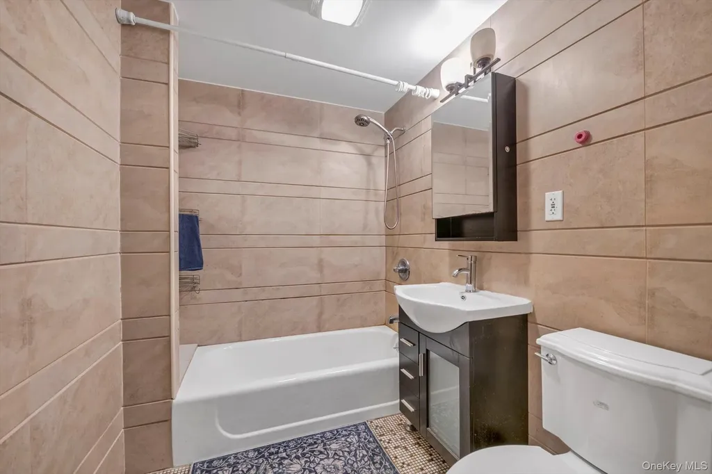 8510 Elmhurst Avenue Elmhurst NY 11373