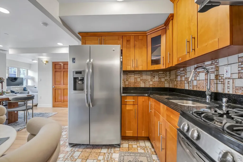 8510 Elmhurst Avenue Elmhurst NY 11373