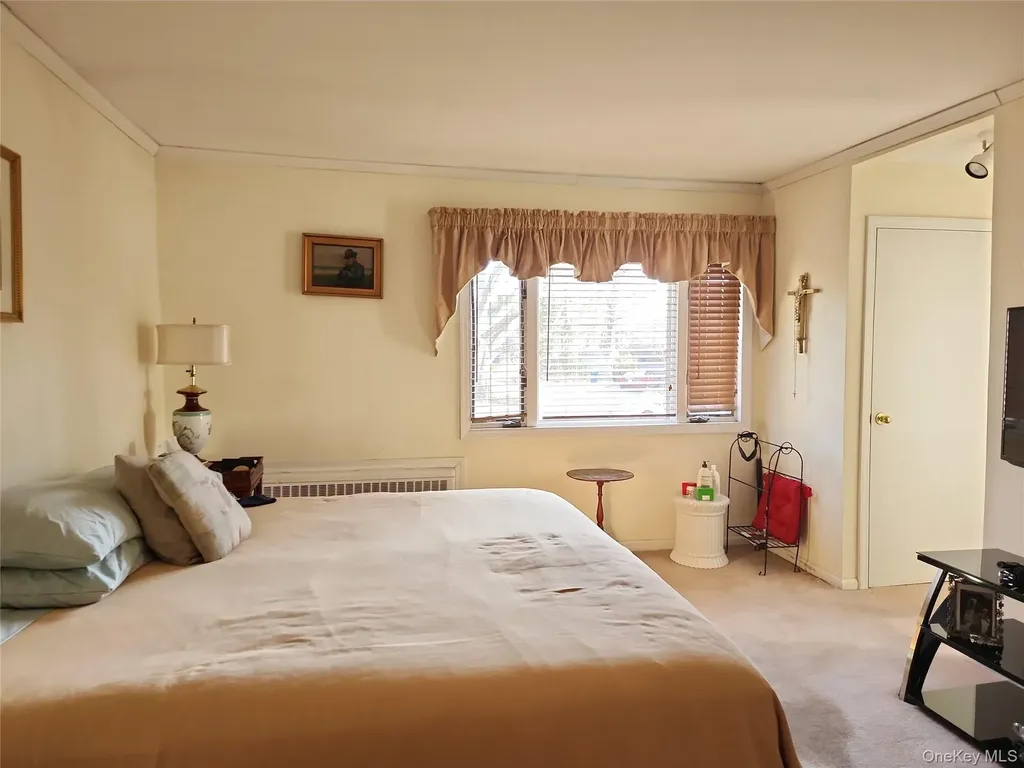 3 Dorset Way Glen Cove NY 11542