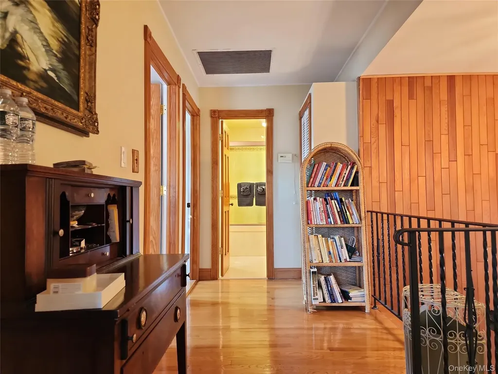 3 Dorset Way Glen Cove NY 11542