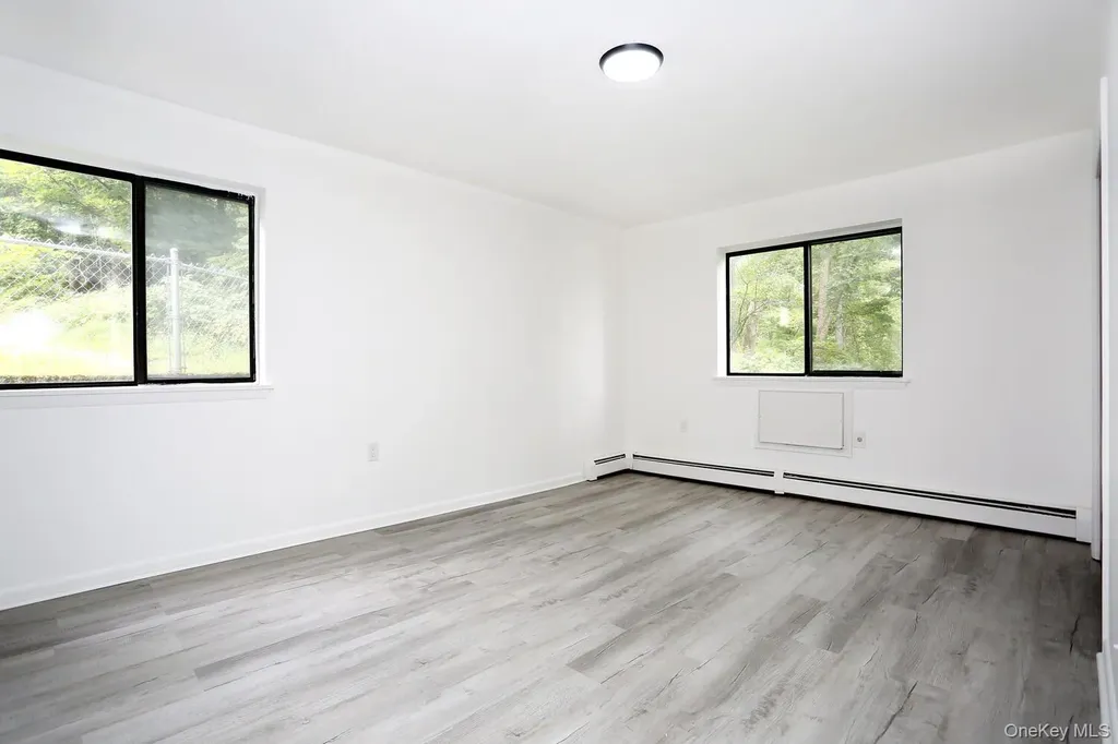 366 Concord Lane Middletown NY 10940