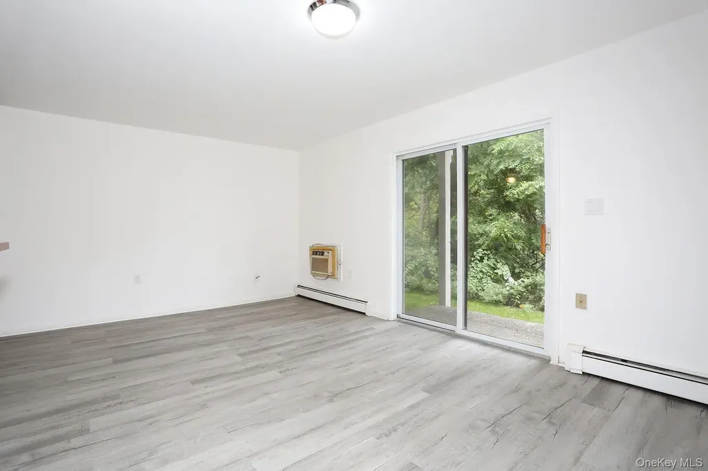 366 Concord Lane Middletown NY 10940