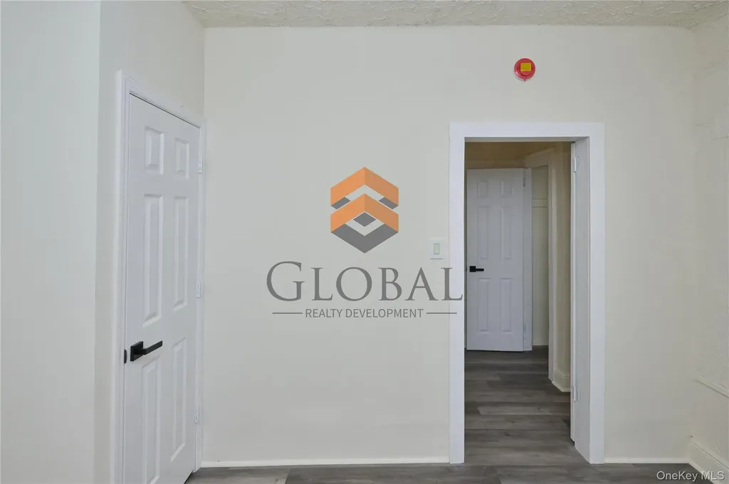 865 E 215th Street Bronx NY 10467