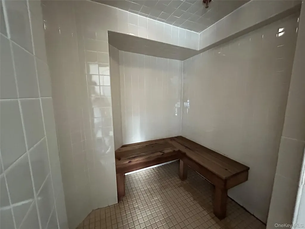 10 Cottage Place White Plains NY 10601