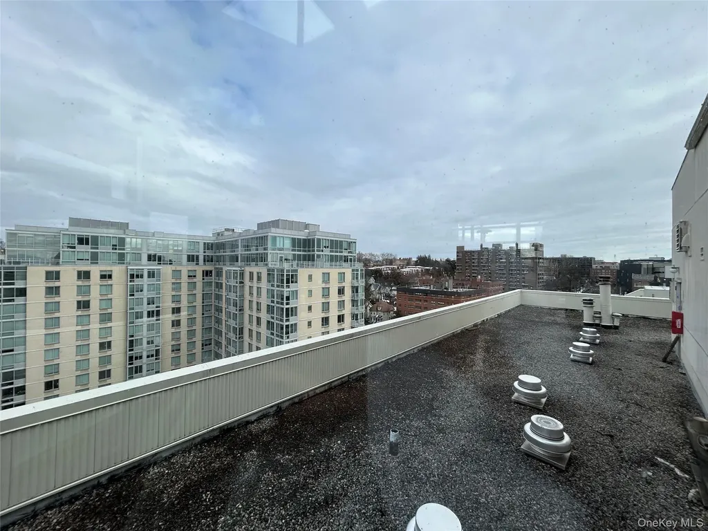 10 Cottage Place White Plains NY 10601