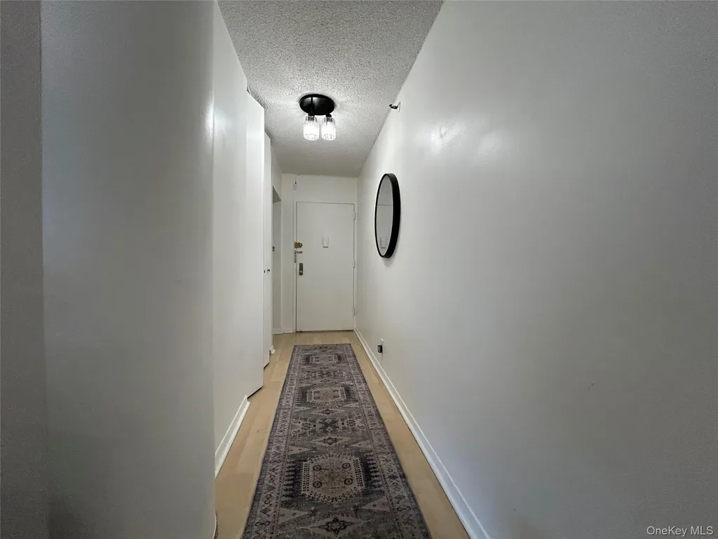 10 Cottage Place White Plains NY 10601