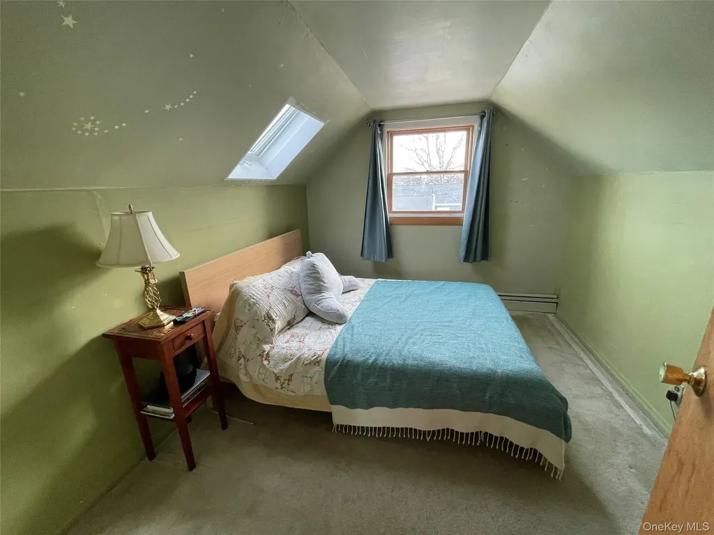 413 37th Street Lindenhurst NY 11757