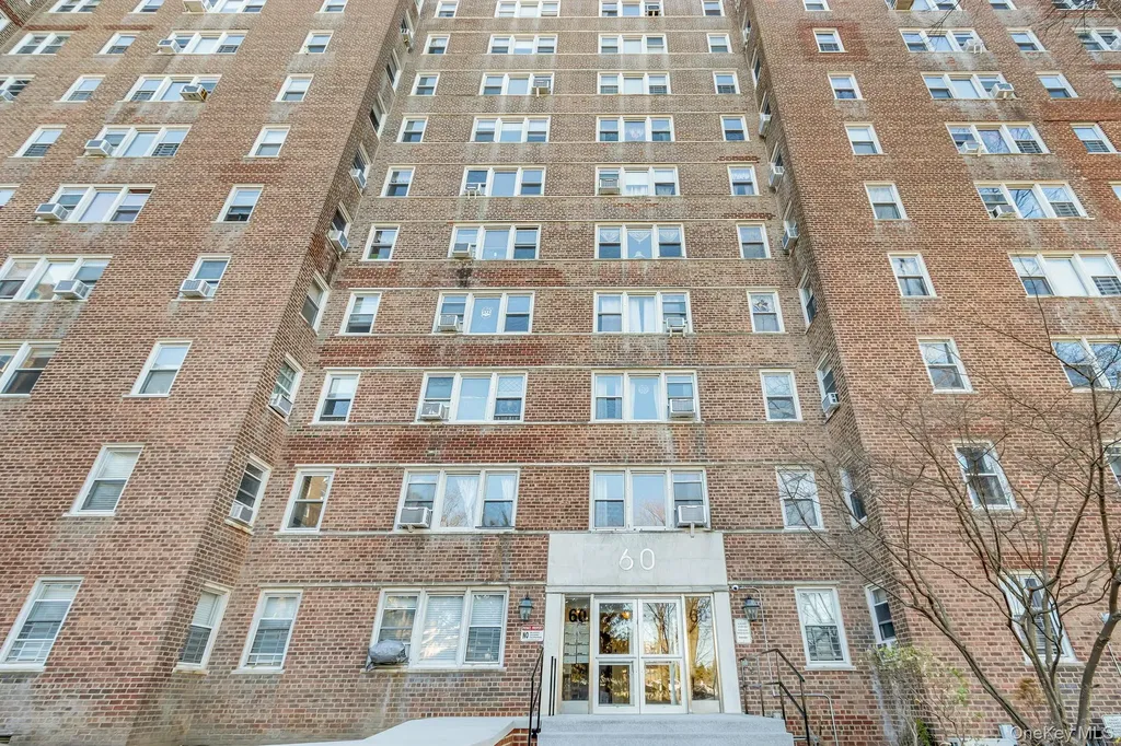 60 Knolls Crescent Bronx NY 10463