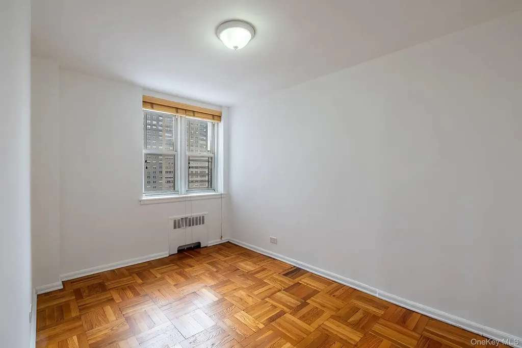 60 Knolls Crescent Bronx NY 10463