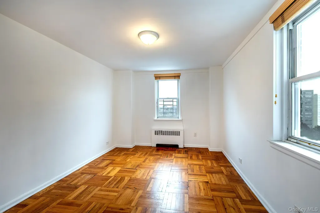 60 Knolls Crescent Bronx NY 10463
