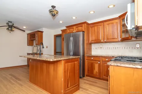 172 Farmingdale Road Blooming Grove NY 10914