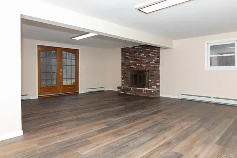 172 Farmingdale Road Blooming Grove NY 10914