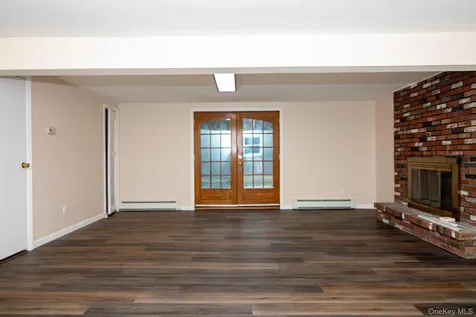 172 Farmingdale Road Blooming Grove NY 10914