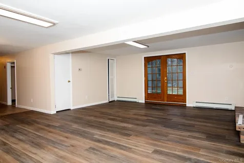 172 Farmingdale Road Blooming Grove NY 10914