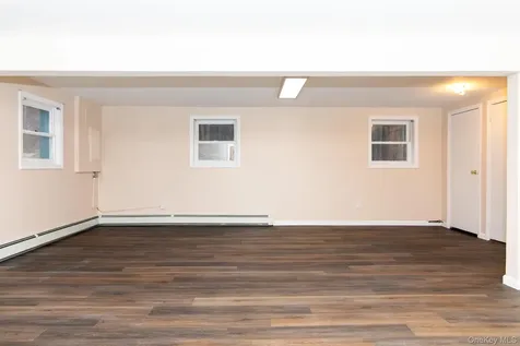 172 Farmingdale Road Blooming Grove NY 10914
