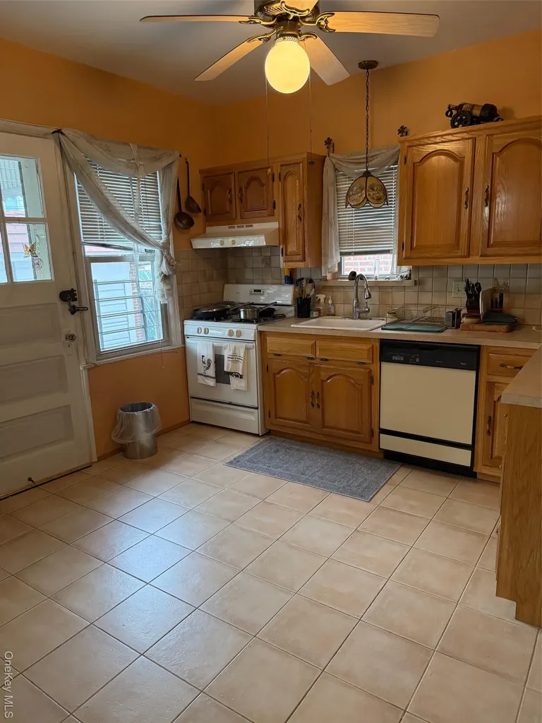 1936 E 38th Street Brooklyn NY 11234