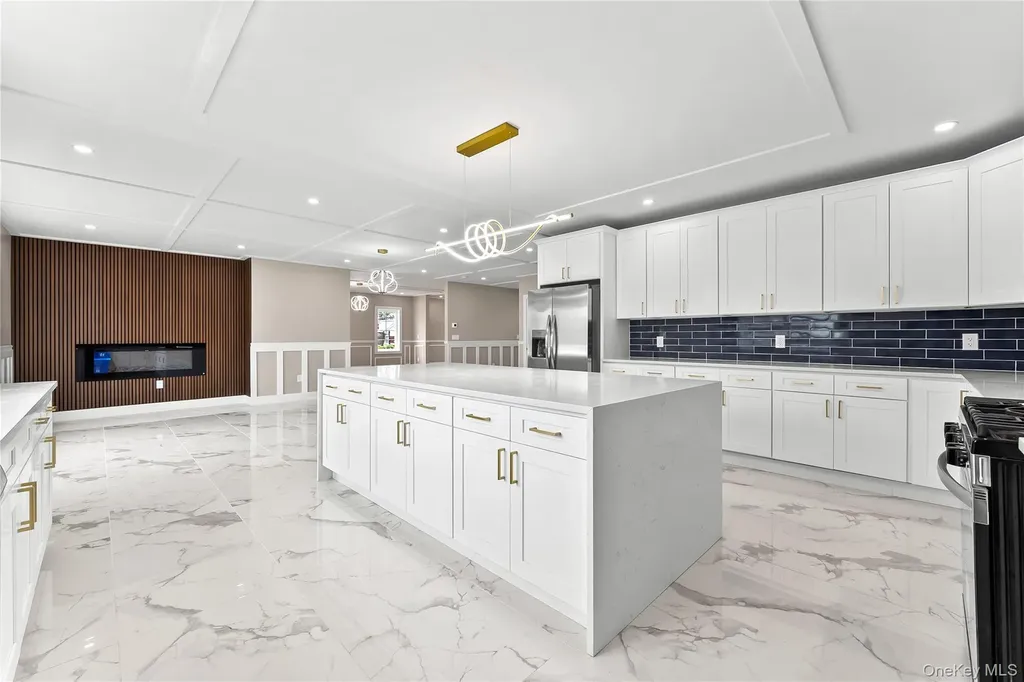 311 Lyon Street Valley Stream NY 11580