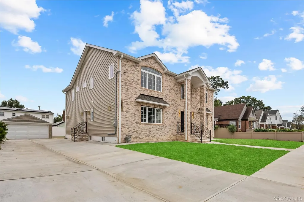 311 Lyon Street Valley Stream NY 11580
