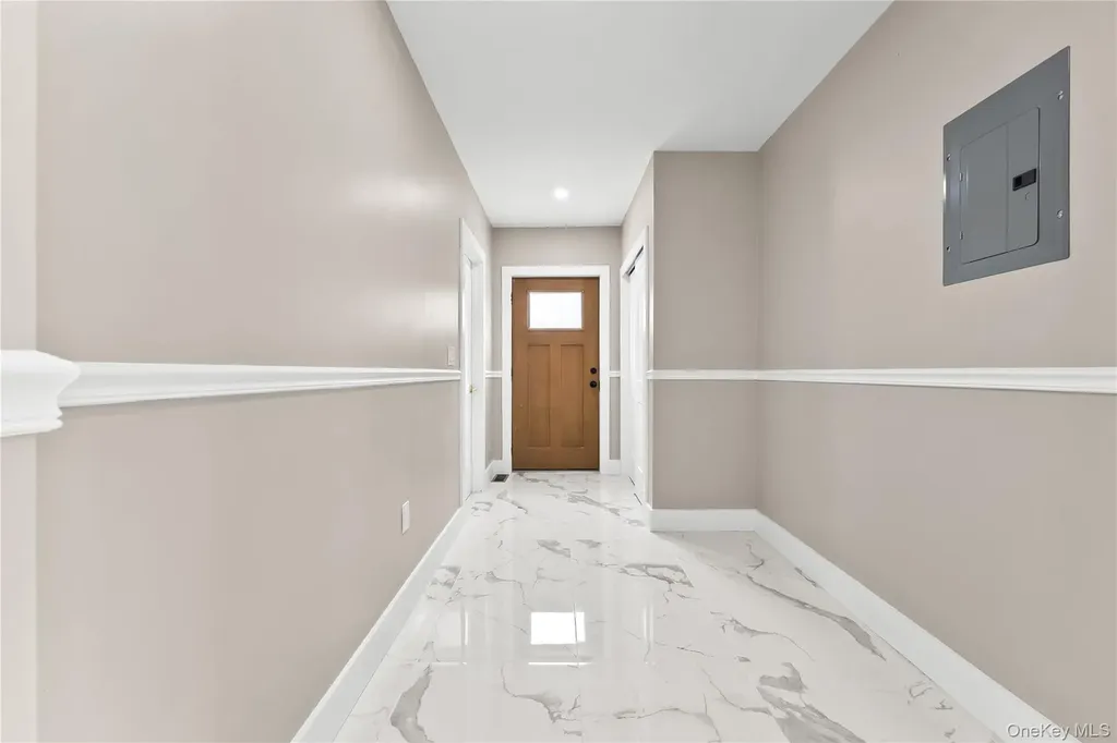 311 Lyon Street Valley Stream NY 11580