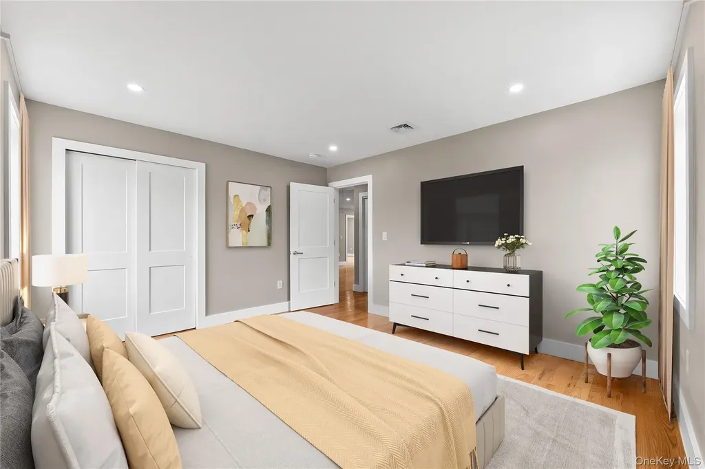 311 Lyon Street Valley Stream NY 11580