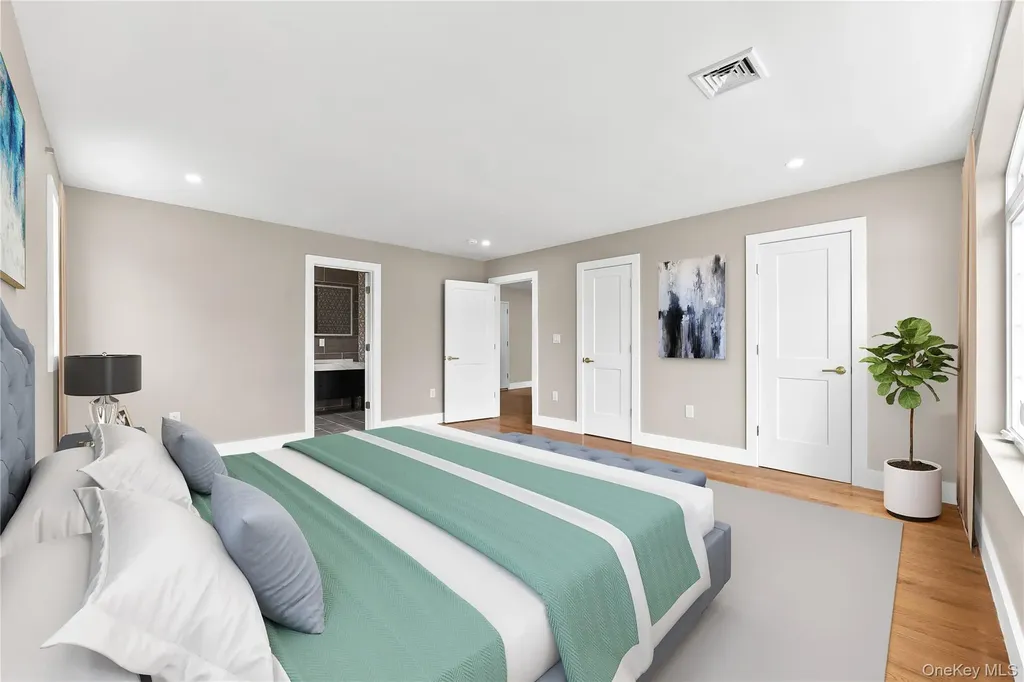 311 Lyon Street Valley Stream NY 11580