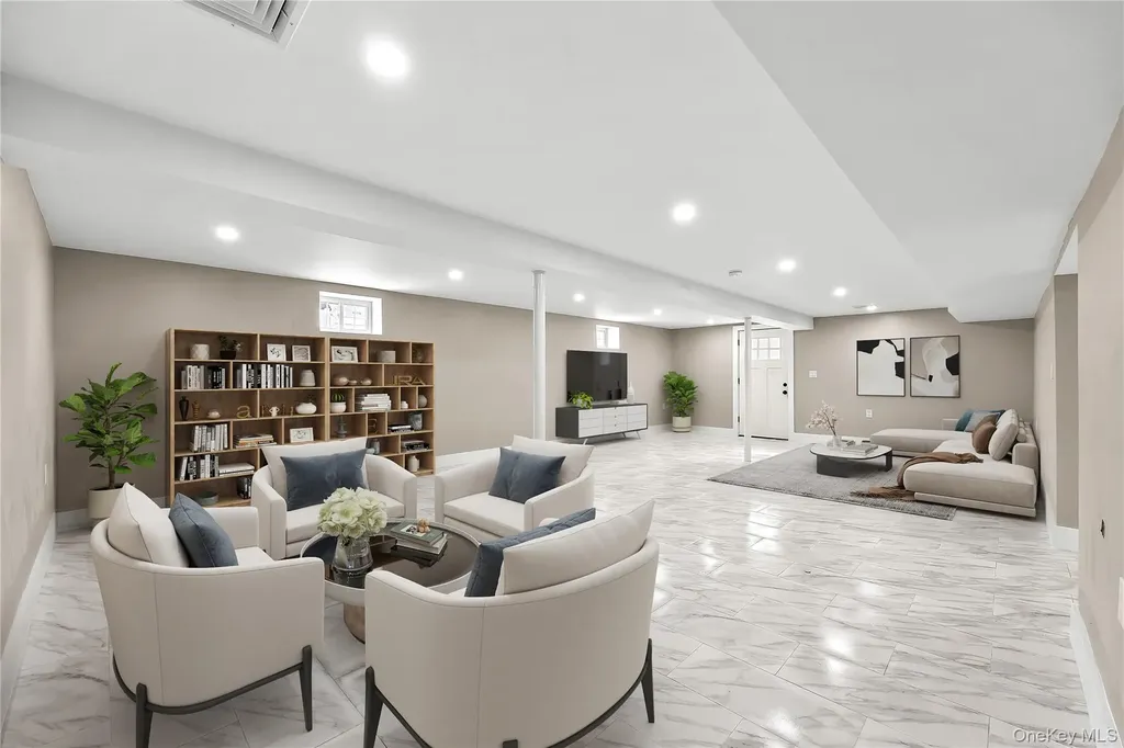311 Lyon Street Valley Stream NY 11580