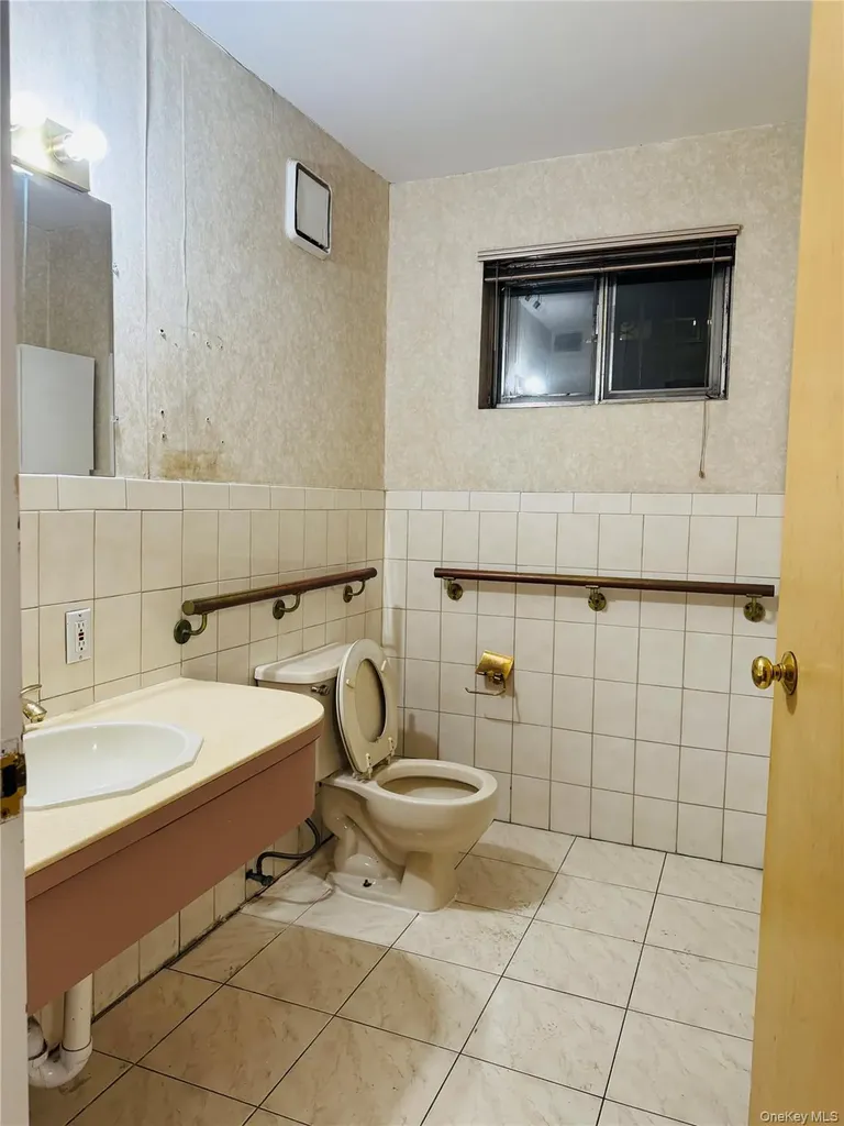 94-02 57th Avenue Elmhurst NY 11373