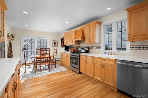 125 Travers Avenue Mamaroneck NY 10543