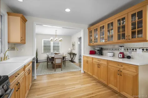 125 Travers Avenue Mamaroneck NY 10543