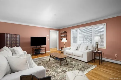 125 Travers Avenue Mamaroneck NY 10543