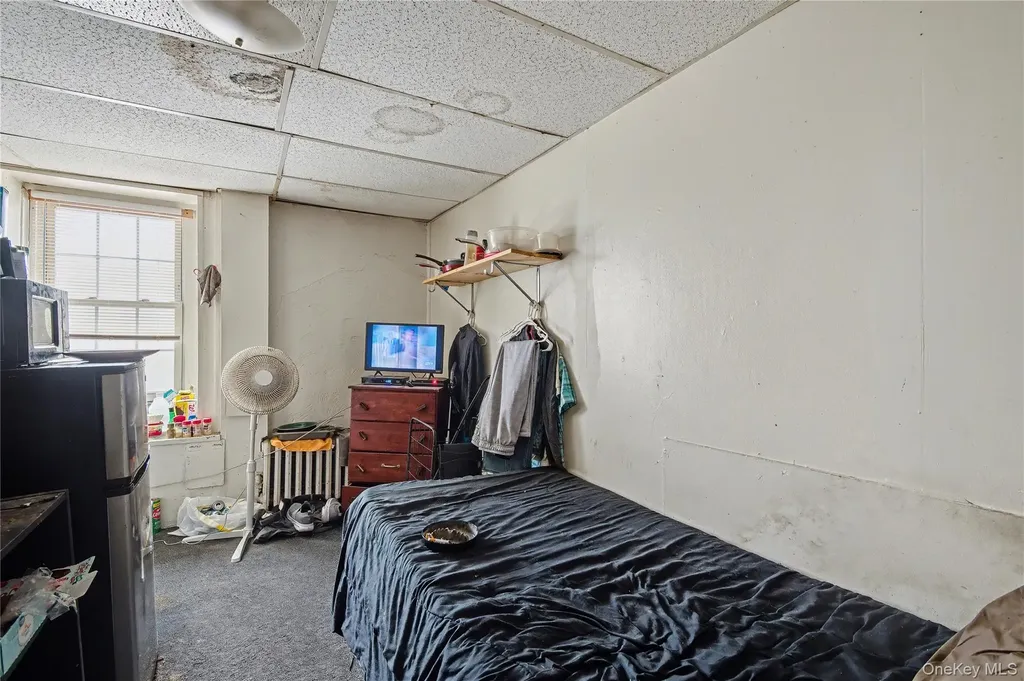 384-386 Broadway Monticello NY 12701