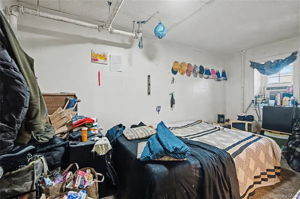 384-386 Broadway Monticello NY 12701