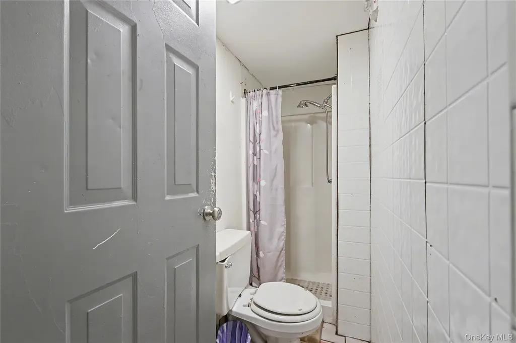 384-386 Broadway Monticello NY 12701