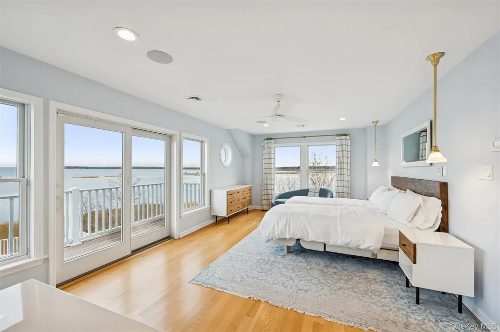 112 Pine Avenue Flanders NY 11901