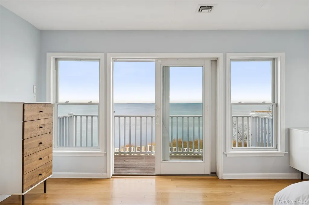 112 Pine Avenue Flanders NY 11901