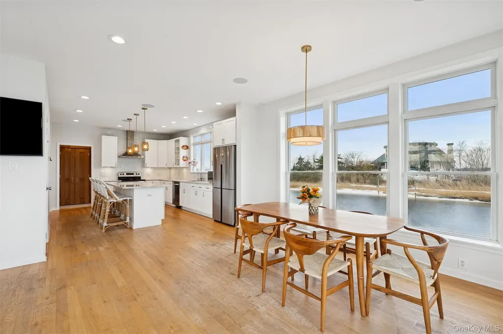 112 Pine Avenue Flanders NY 11901