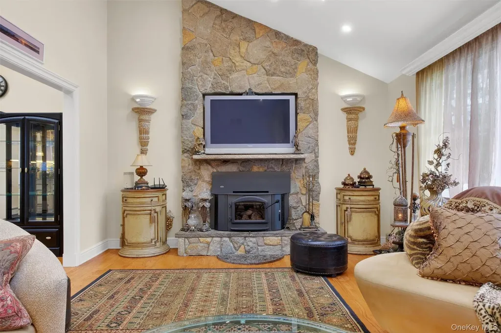 2129 Route 301 Carmel NY 10512