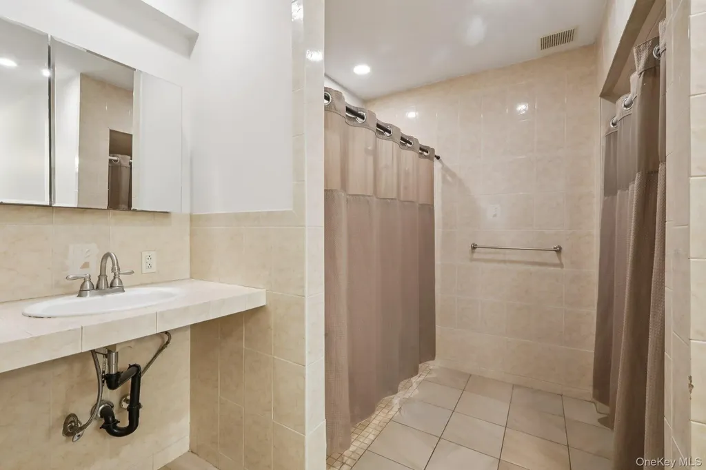 60 Stephens Road Tappan NY 10983