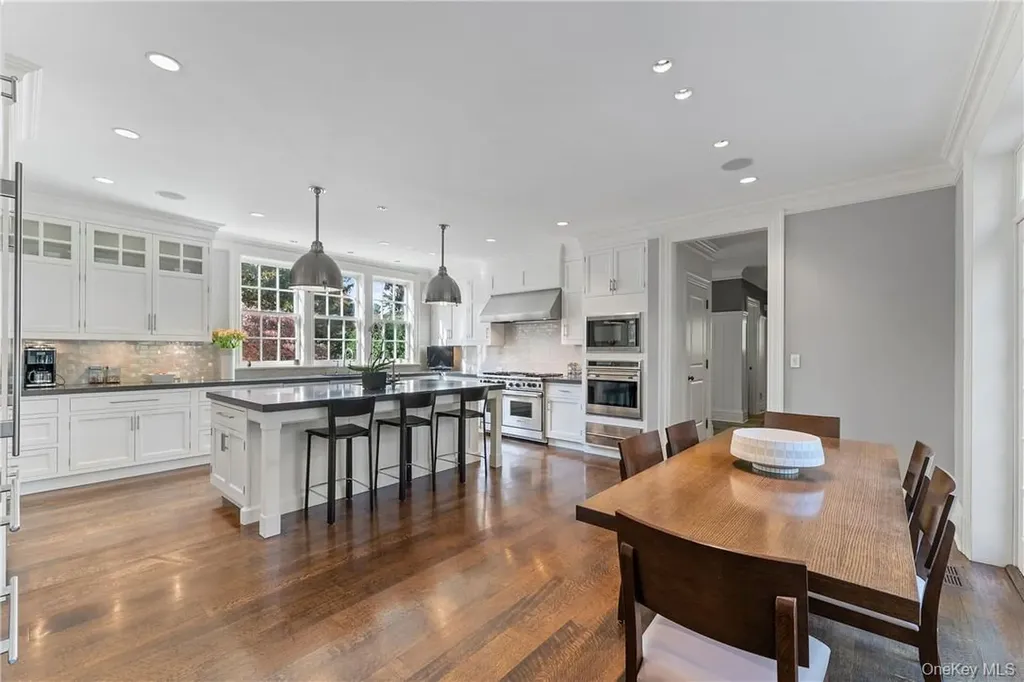 100 Morris Lane Scarsdale NY 10583