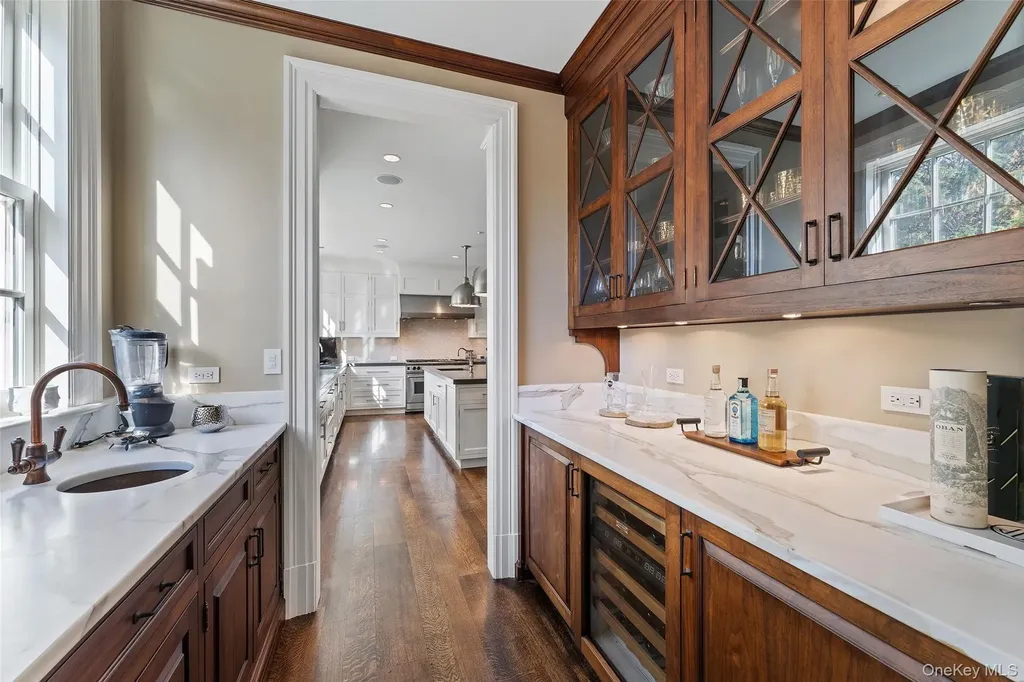 100 Morris Lane Scarsdale NY 10583