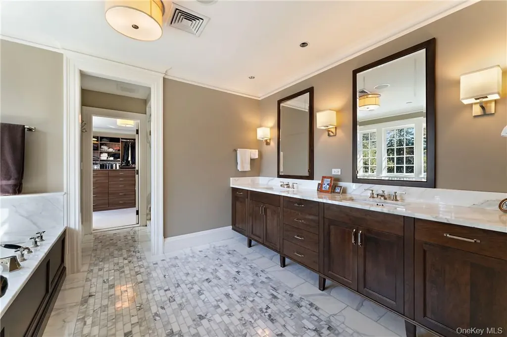 100 Morris Lane Scarsdale NY 10583